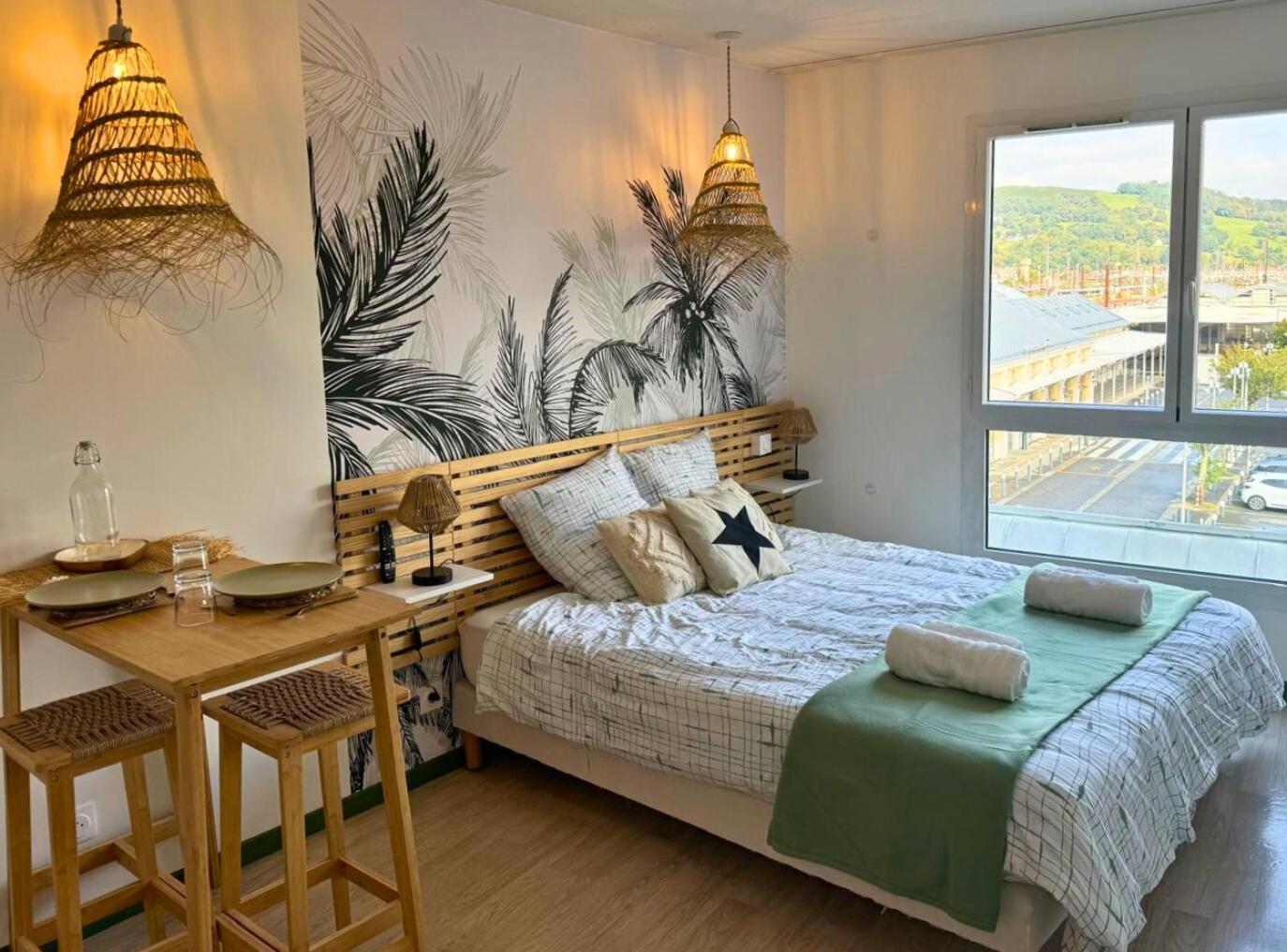 Oasis - Wifi, Clim, Vue, Equipe Apartment Lourdes Exterior photo